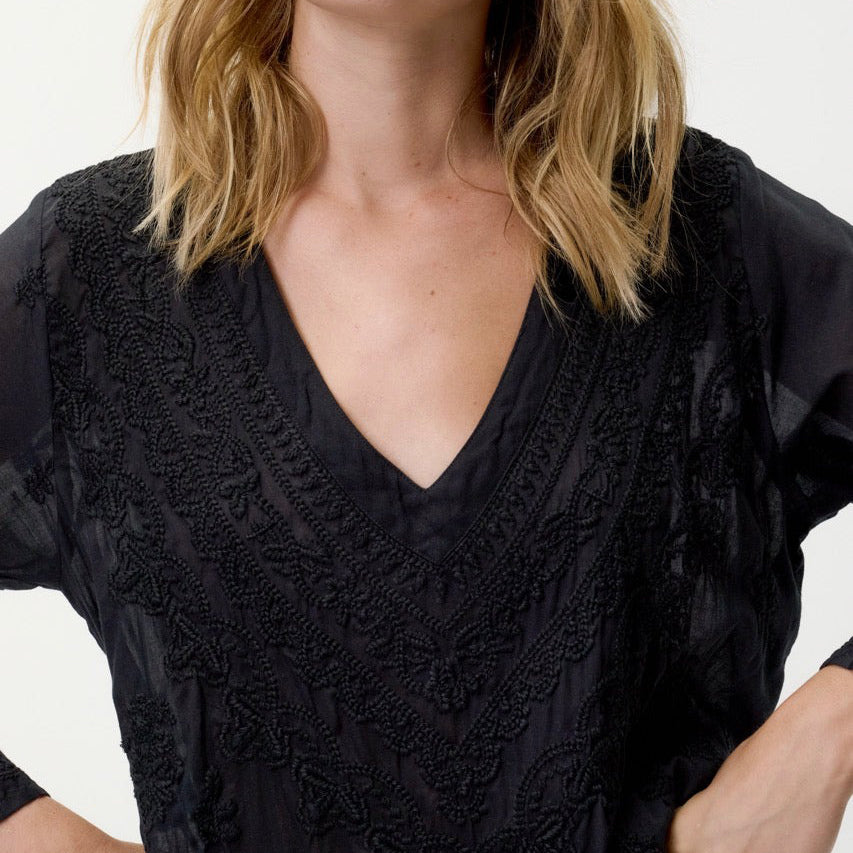 Long Goa Embroidery - Black