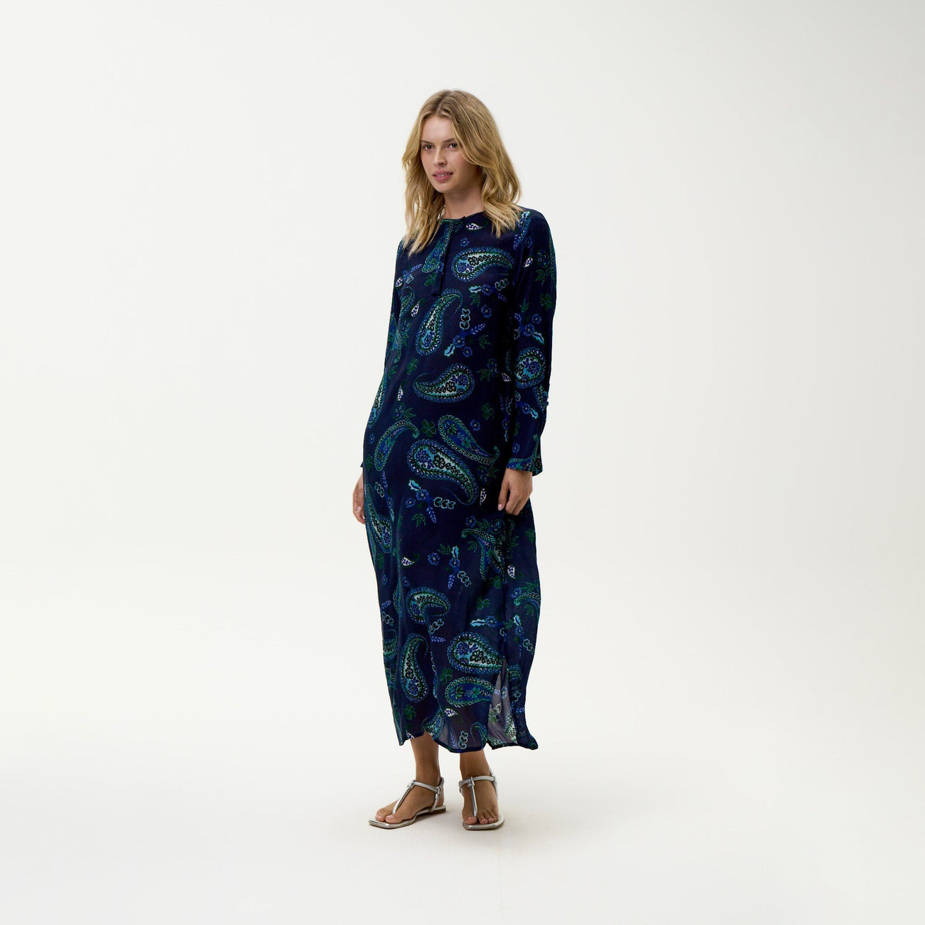 Long Genie Hanalei Bay Viscose - Navy Paisley