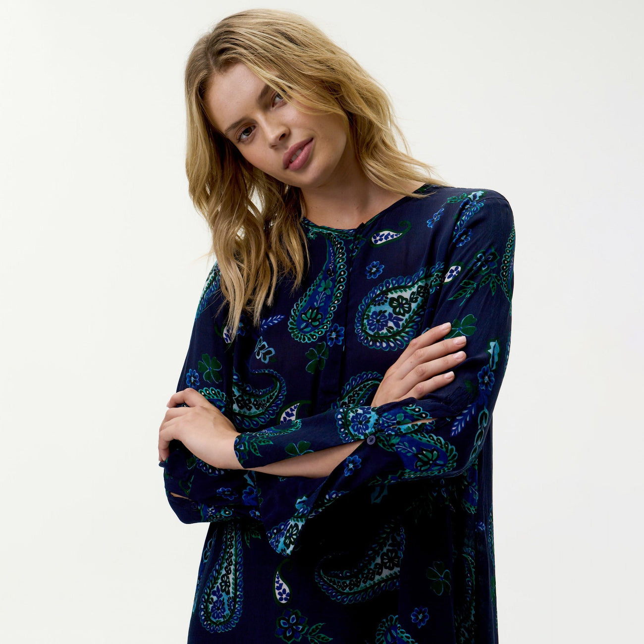 Long Genie Hanalei Bay Viscose - Navy Paisley