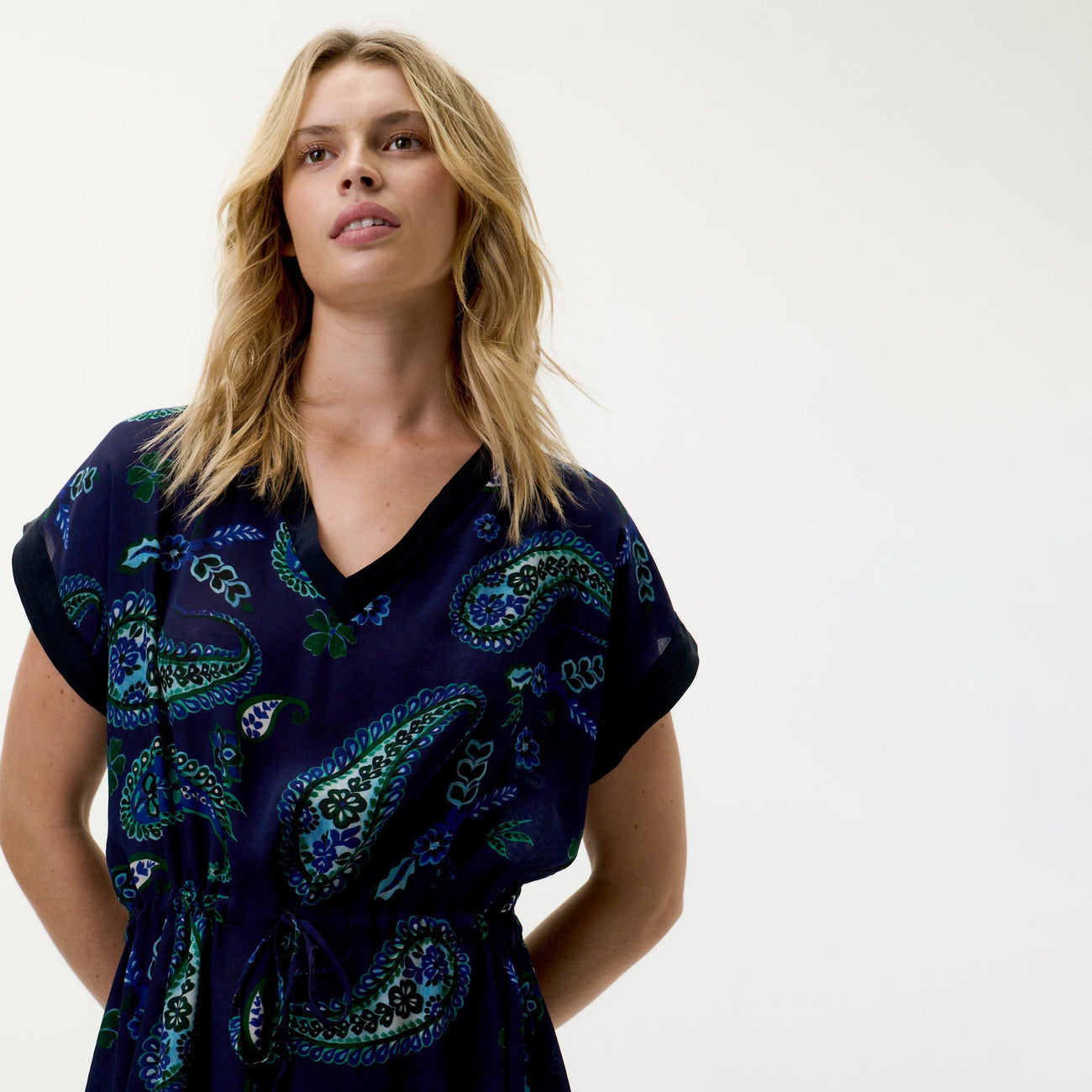 Sammi Hanalei Bay - Navy Paisley