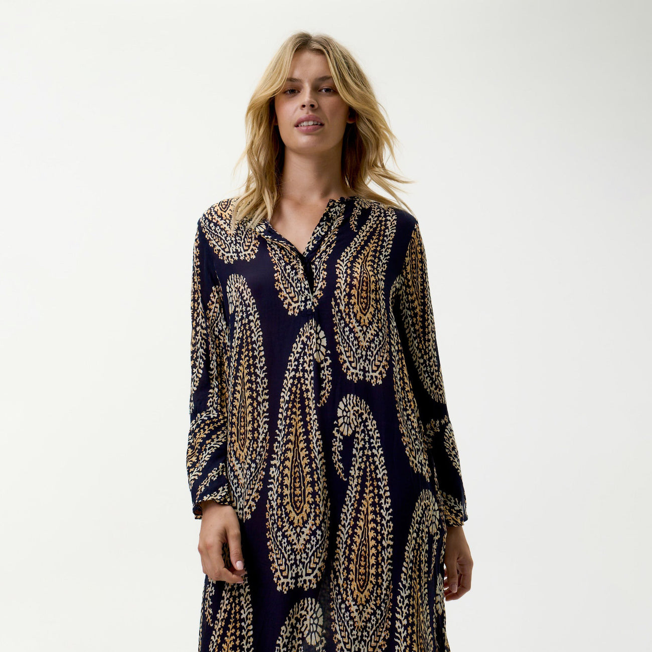Long Genie Provence - Navy Paisley