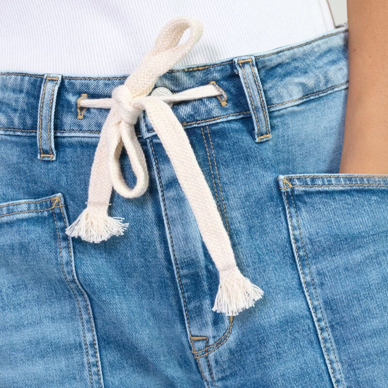 Madie High-Waist Jeans