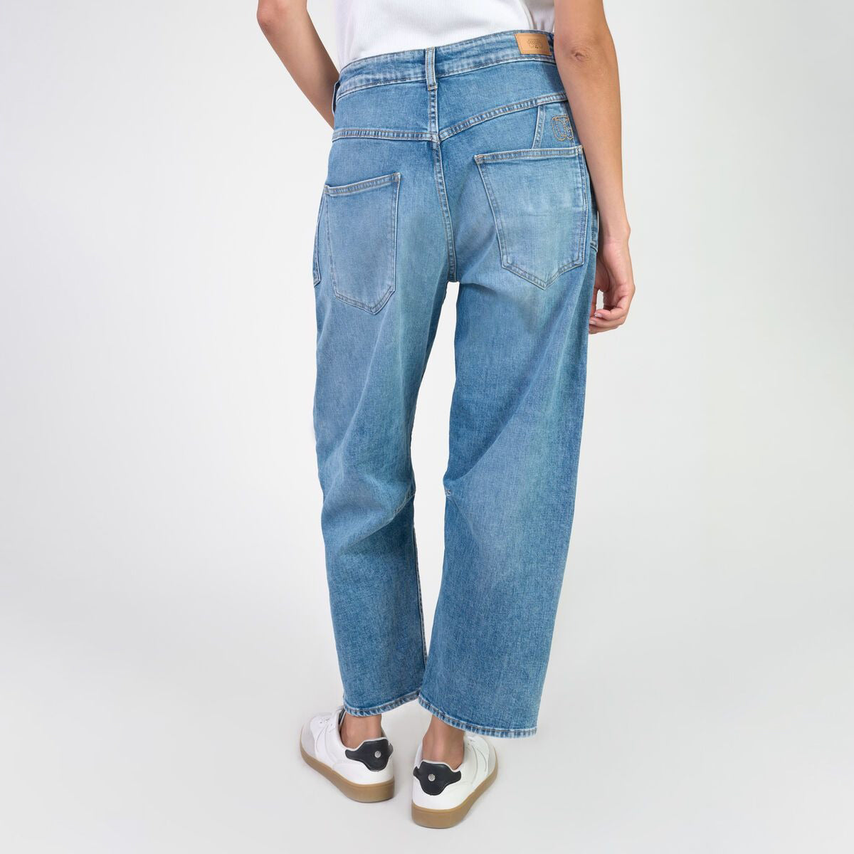 Madie High-Waist Jeans