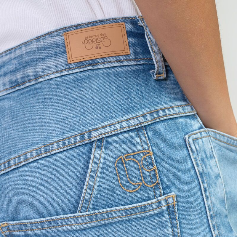 Madie High-Waist Jeans