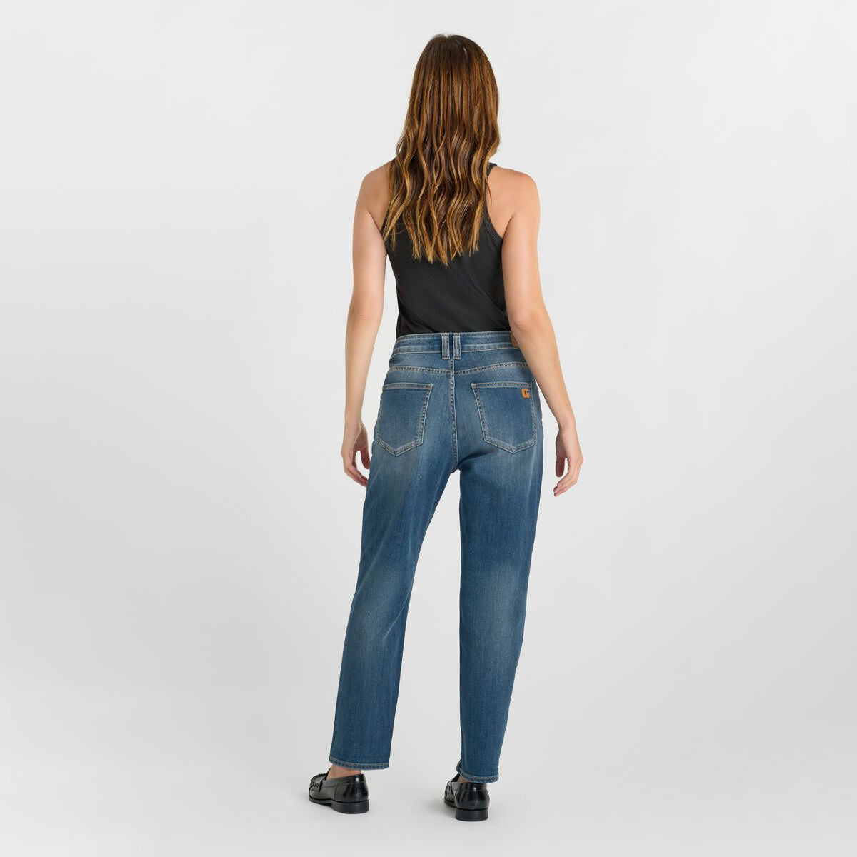 Clelia High-Waisted Girlfriend Jeans