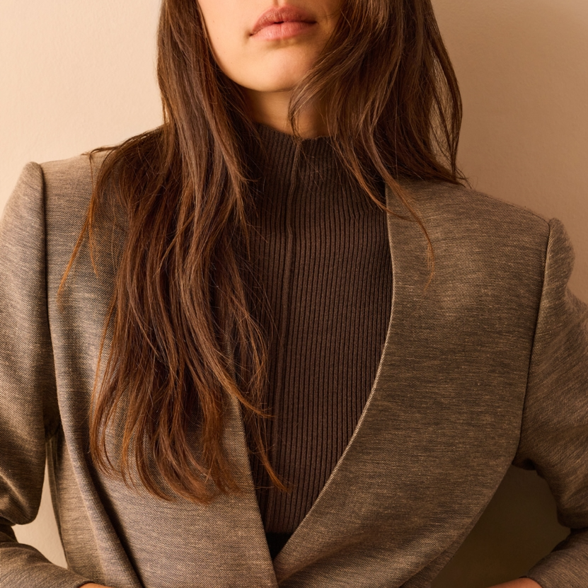 Rib Fitted Top with Seam Detail