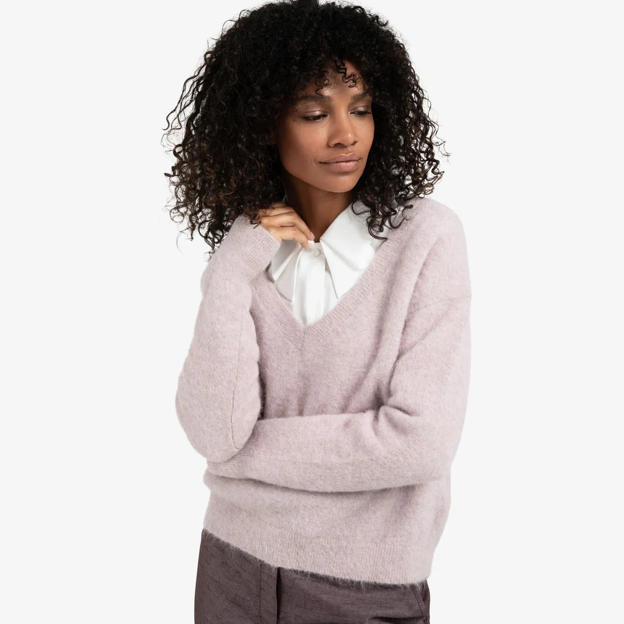 Soft Sweater with V-neck - Cloud Gray Purple
