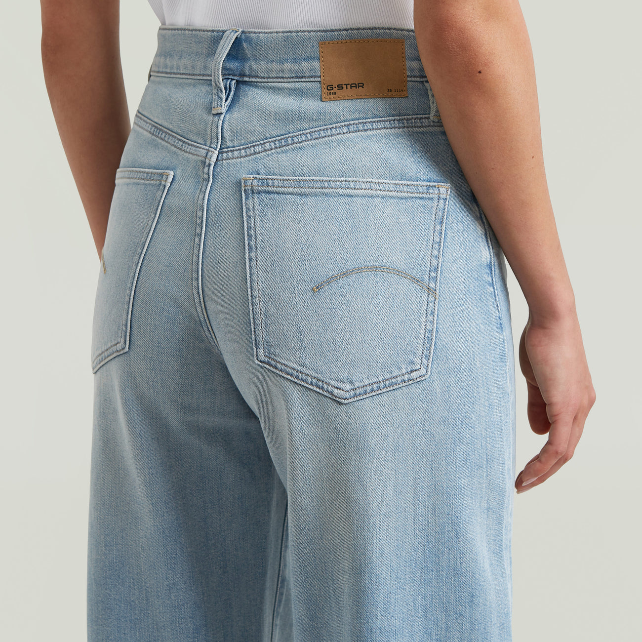Deck 2.0 High Loose Jeans - Medium Blue