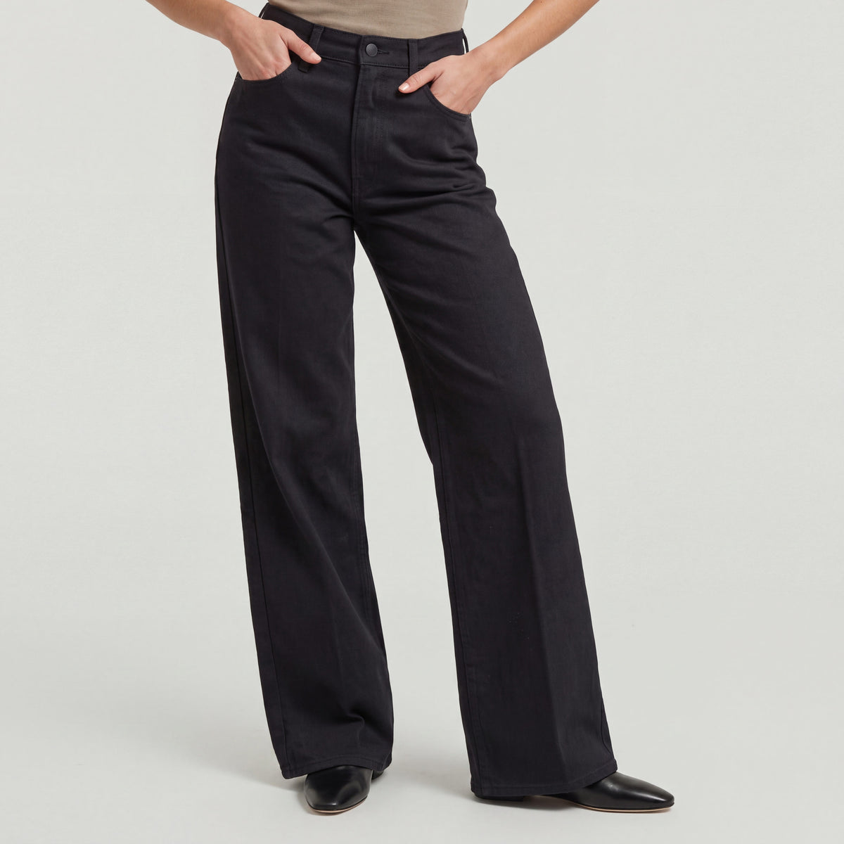 Deck 2.0 High Loose Jeans - Neo Black Denim