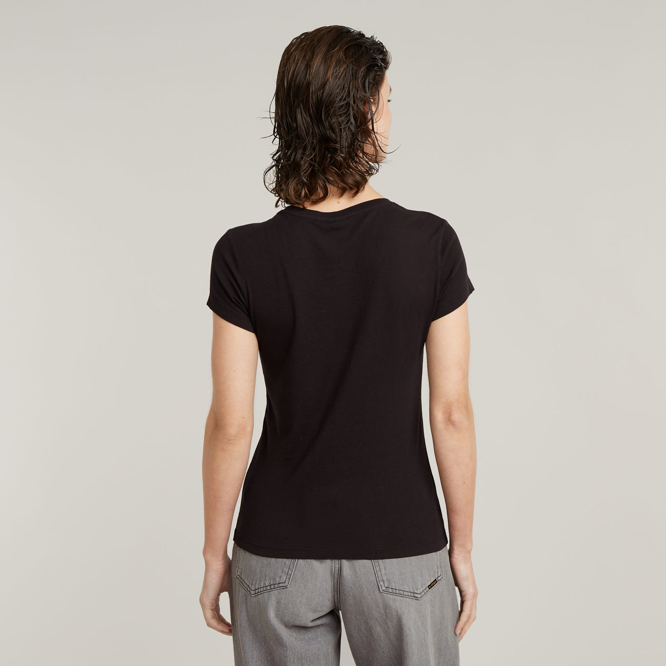 Eyben Slim V-Neck Top 2.0 - Black
