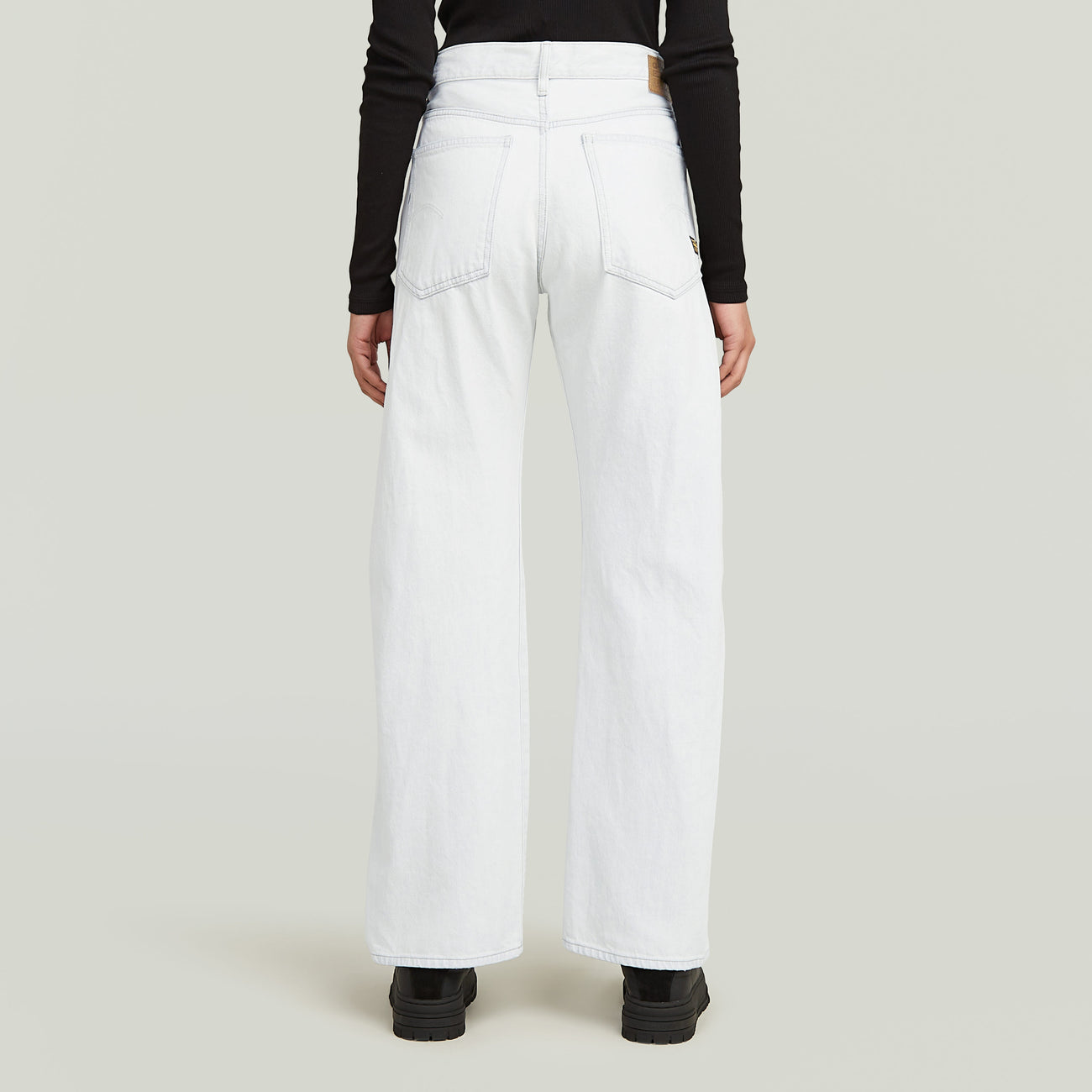Bowey Boyfriend Jeans - Beached Faded Clifton Blue