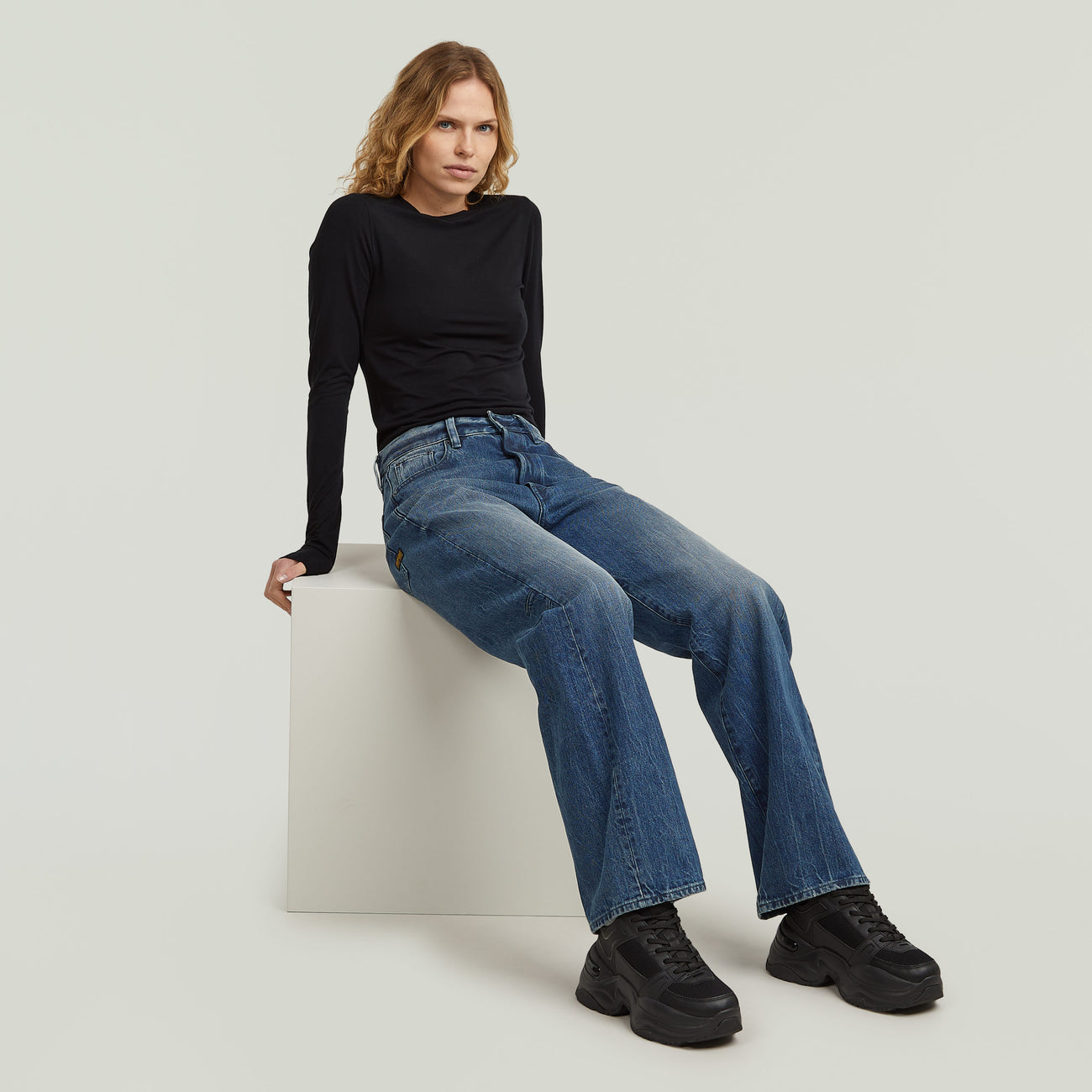 Bowey Boyfriend Jeans - Worn in Mountain Dusk