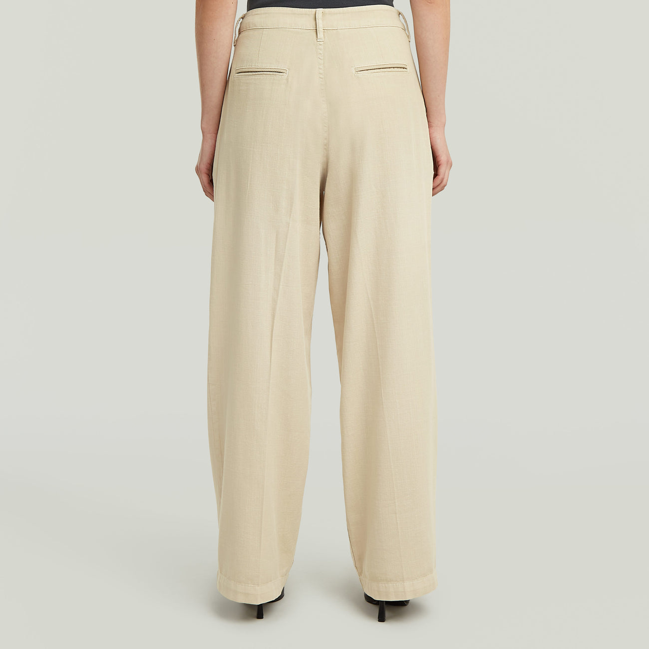 Pleated Chino - Beige