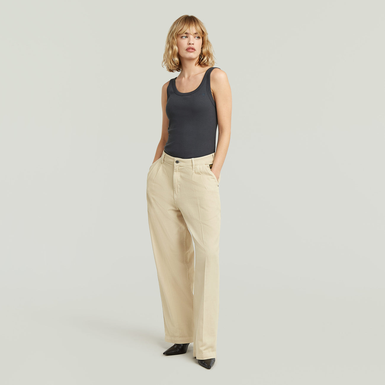 Pleated Chino - Beige