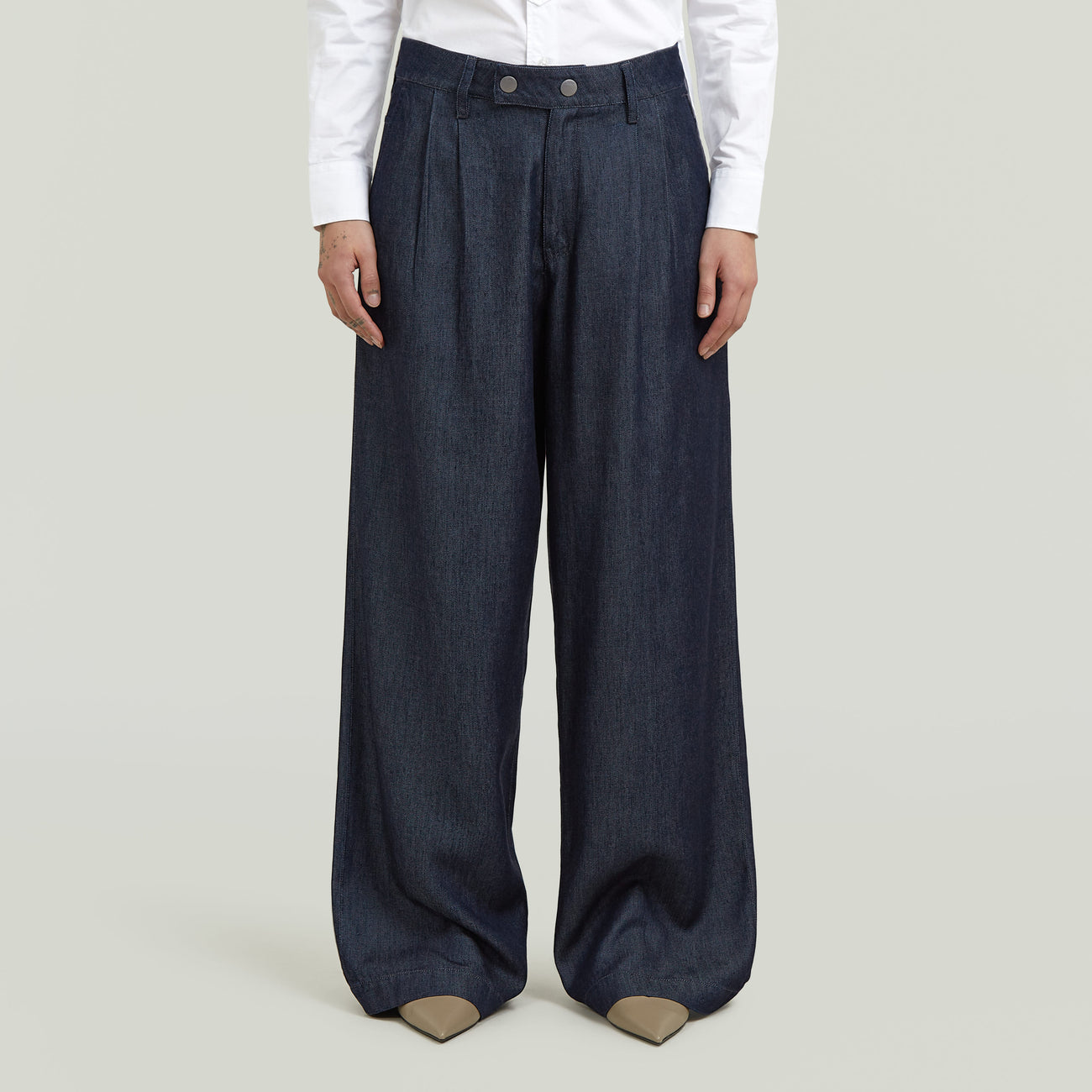 Pleated Wide-Leg Chinos