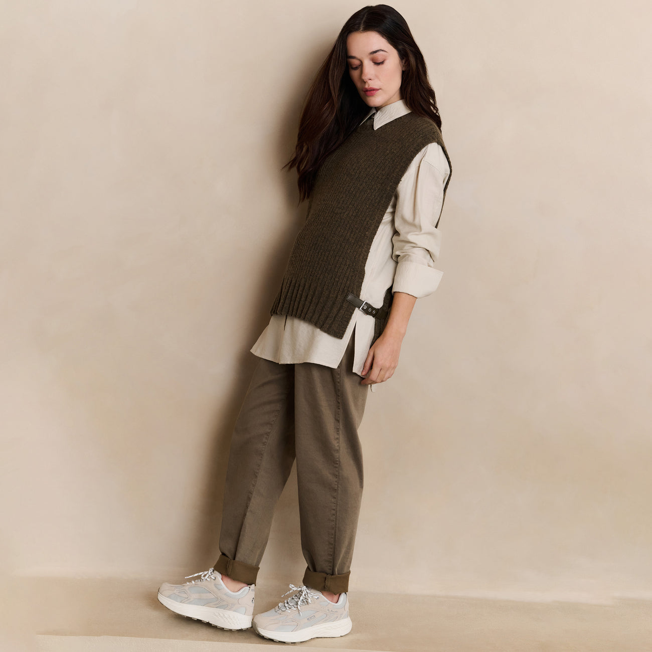 Trousers with Pleats and Chino Pockets - Capers Brownish Green