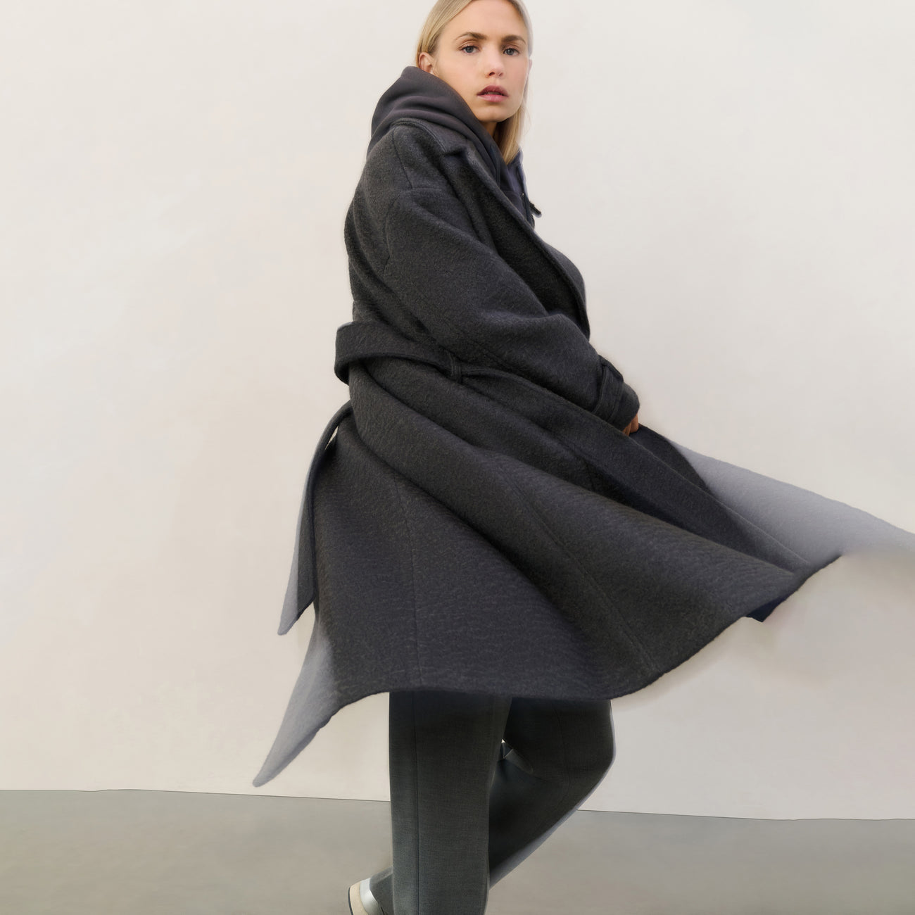 Long Bouclé Coat with Belt and Oversized Fit - Anthracite Melange