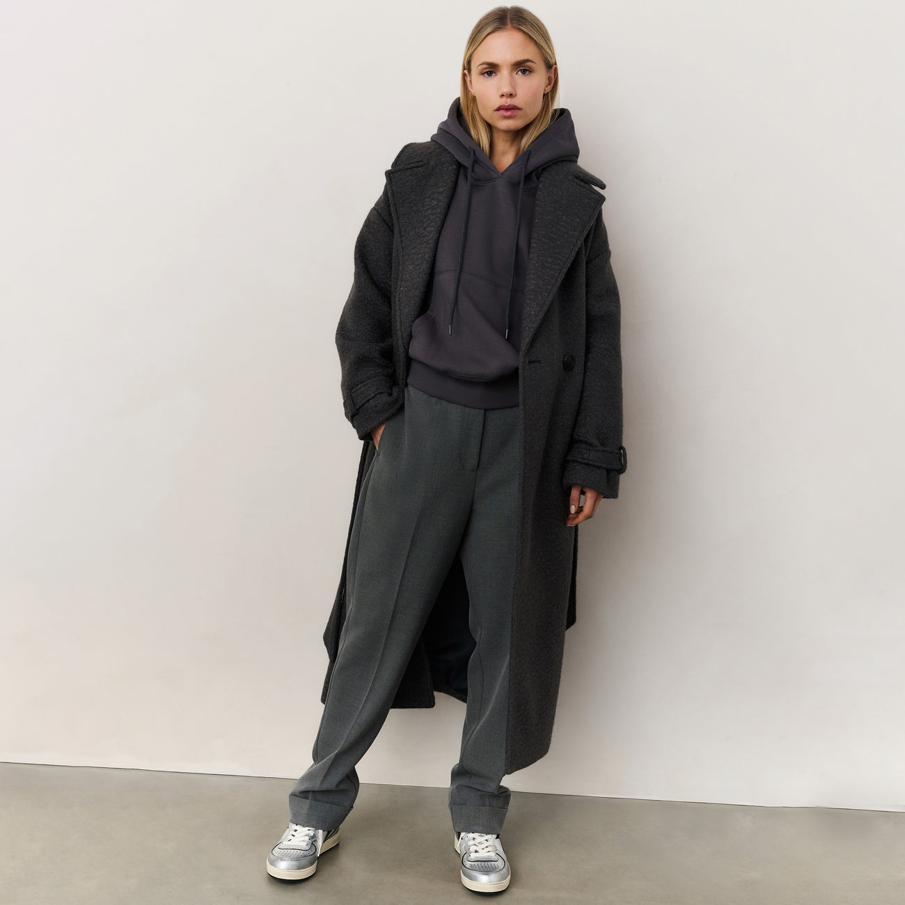 Long Bouclé Coat with Belt and Oversized Fit - Anthracite Melange