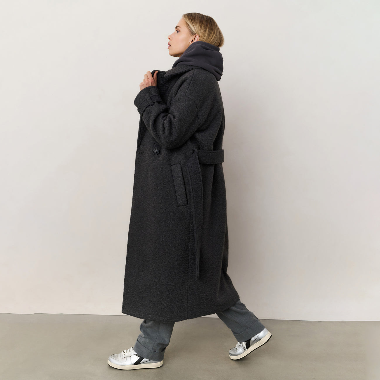 Long Bouclé Coat with Belt and Oversized Fit - Anthracite Melange
