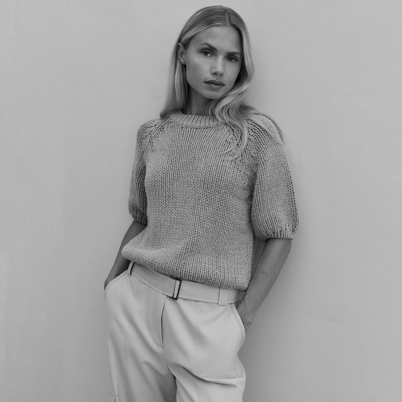 Cropped Chunky Knit Sweater - Iron Grey