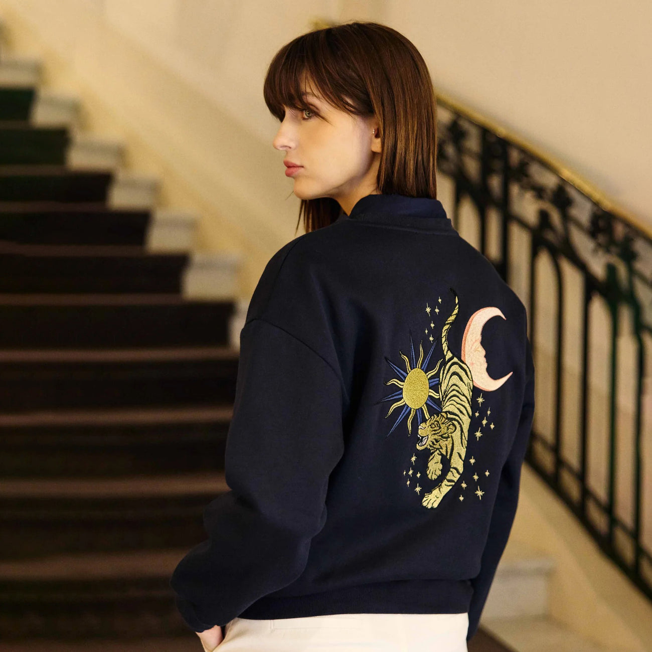 Tiger Embroidered Sweatshirt - Marine