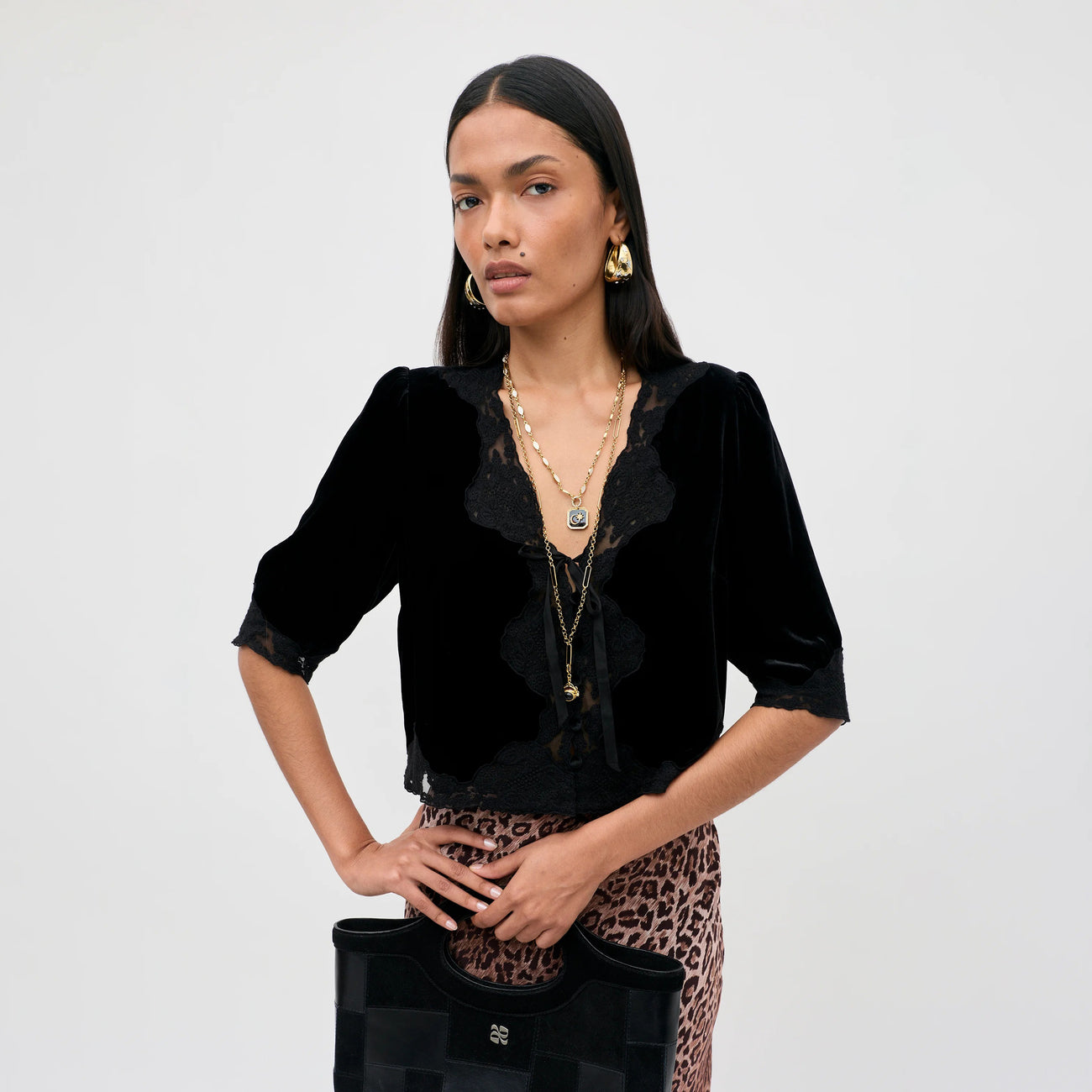 Ursula Velvet Top - Black