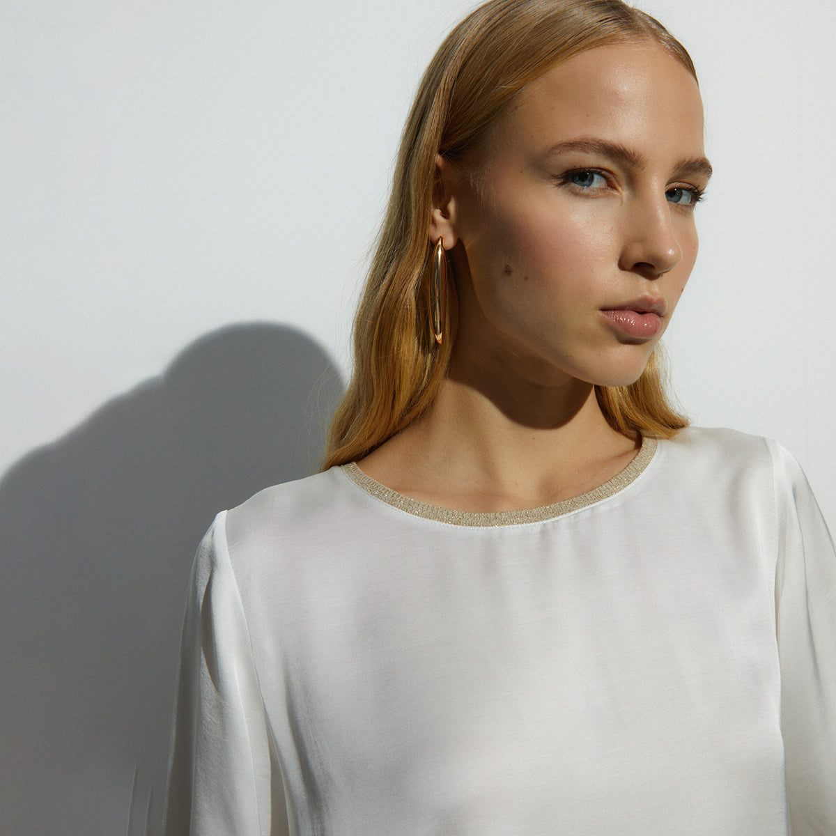 Short-Sleeve Crew Neck Blouse - White
