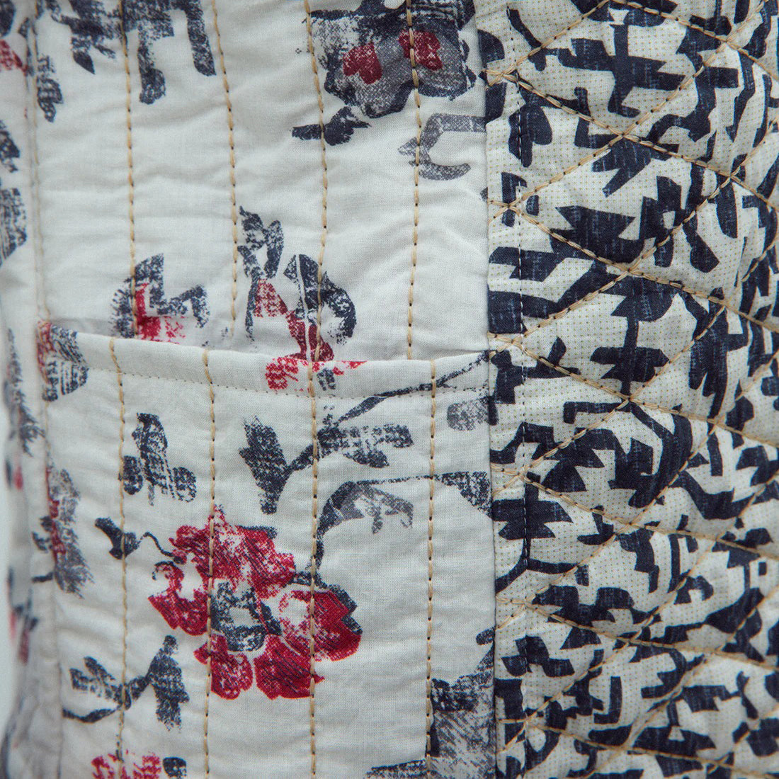 Women's Short Embellished Printed Jacket