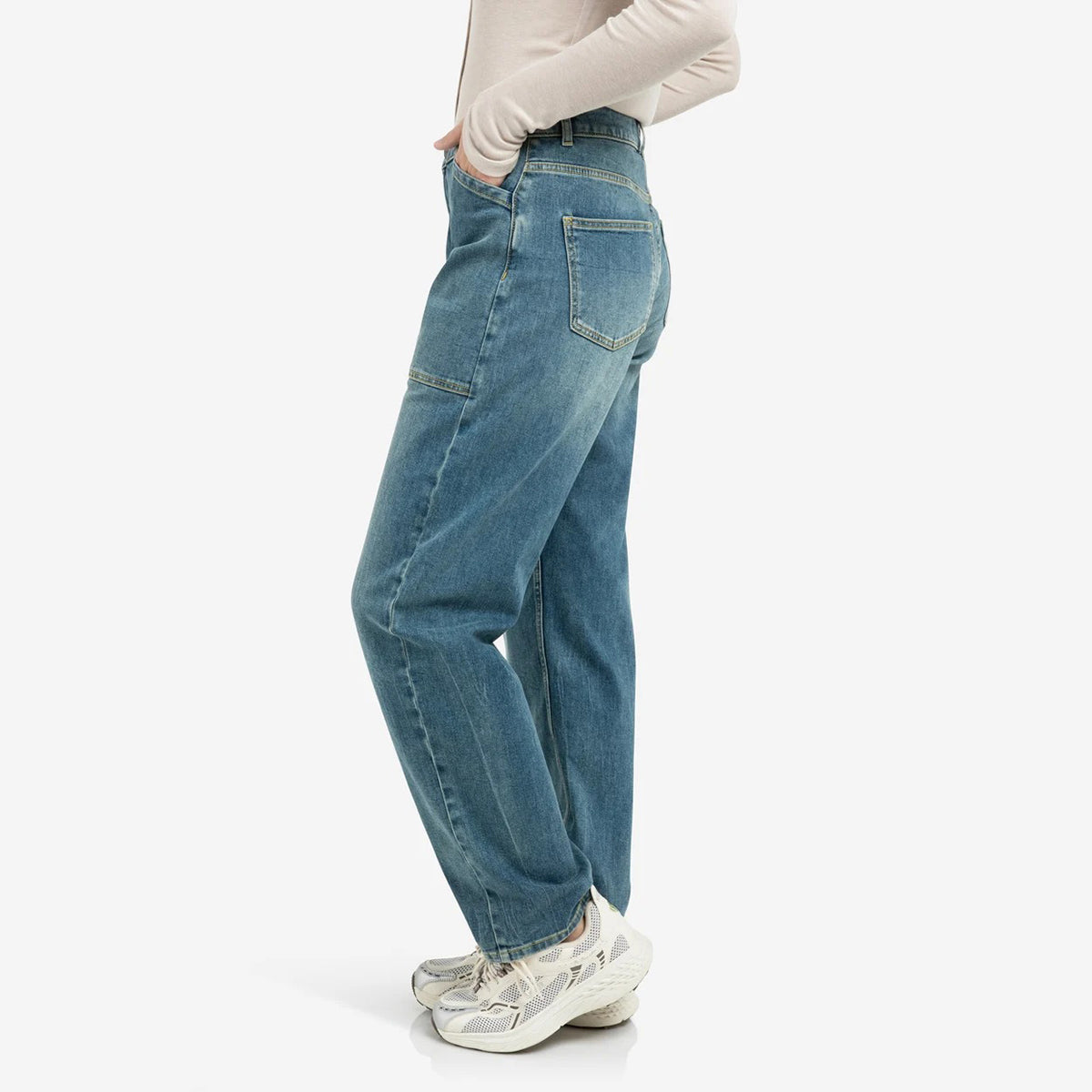 Cargo Jeans with Low Crotch and Wide Legs