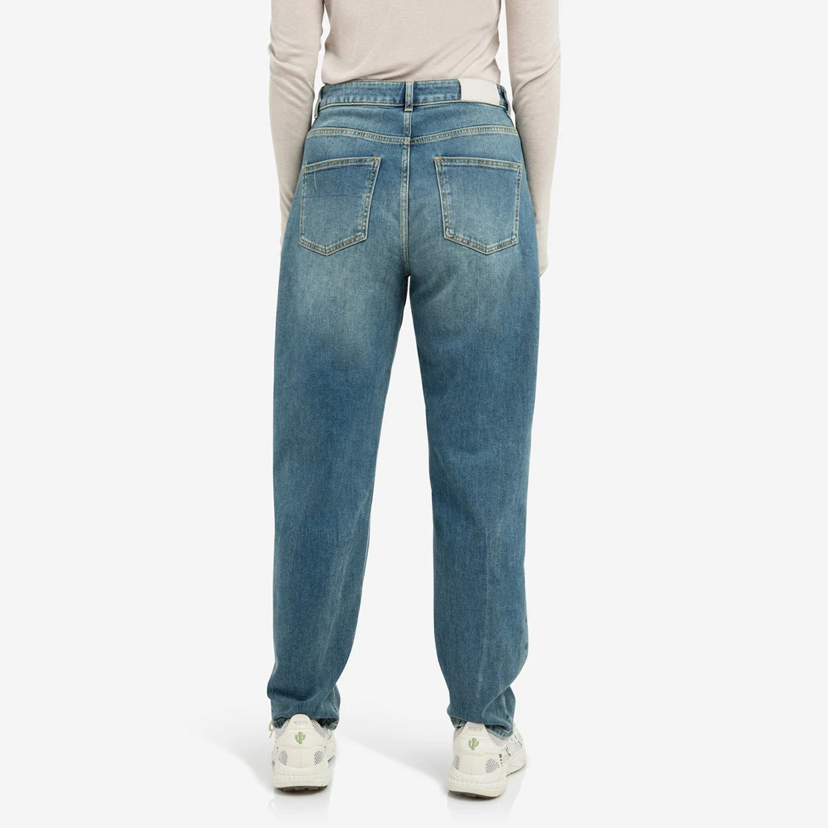 Cargo Jeans with Low Crotch and Wide Legs