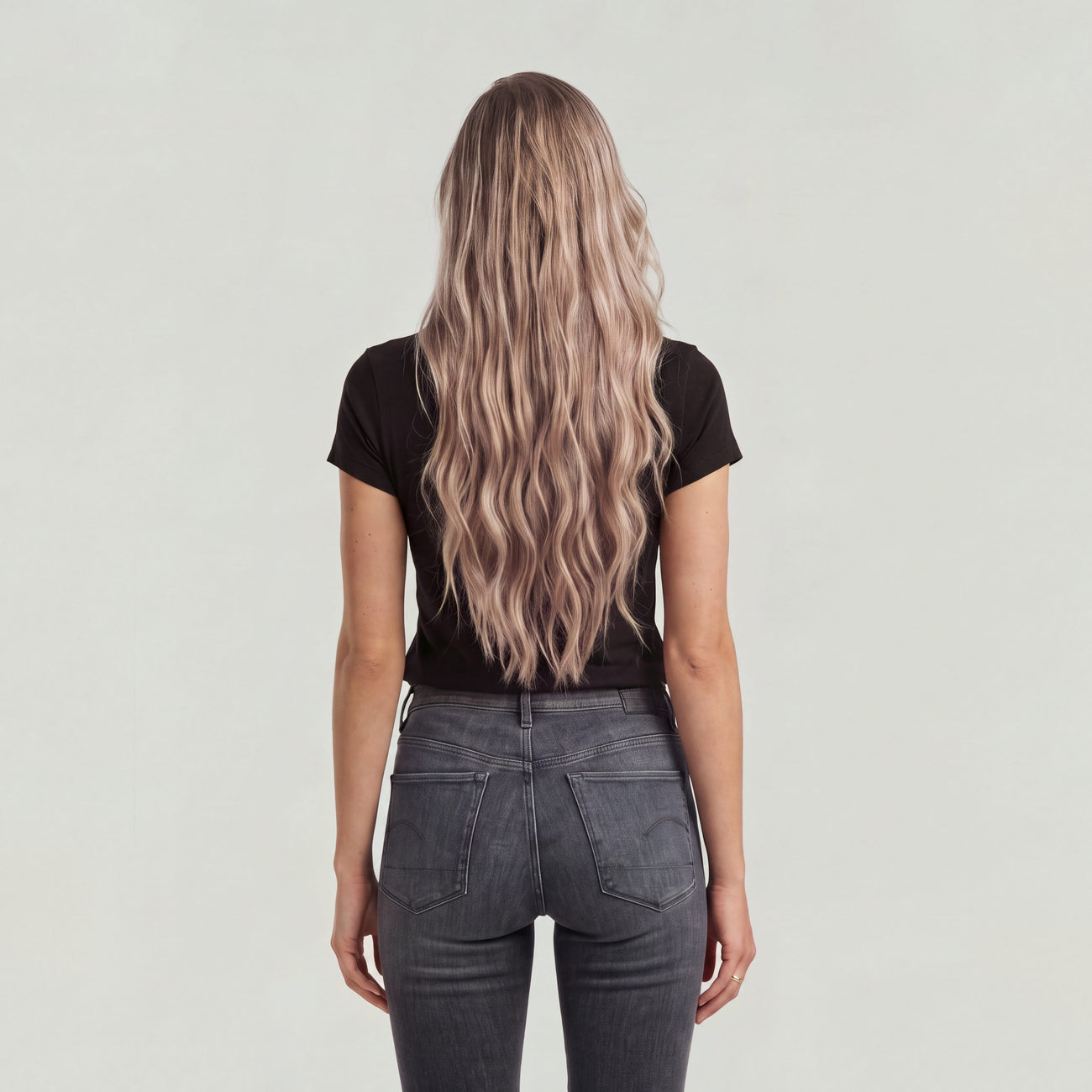 Eyben Slim V-Neck Top 2.0 - Black