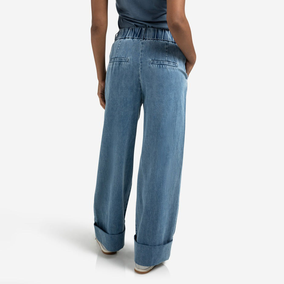 Denim Trousers with Turned-Up Hem