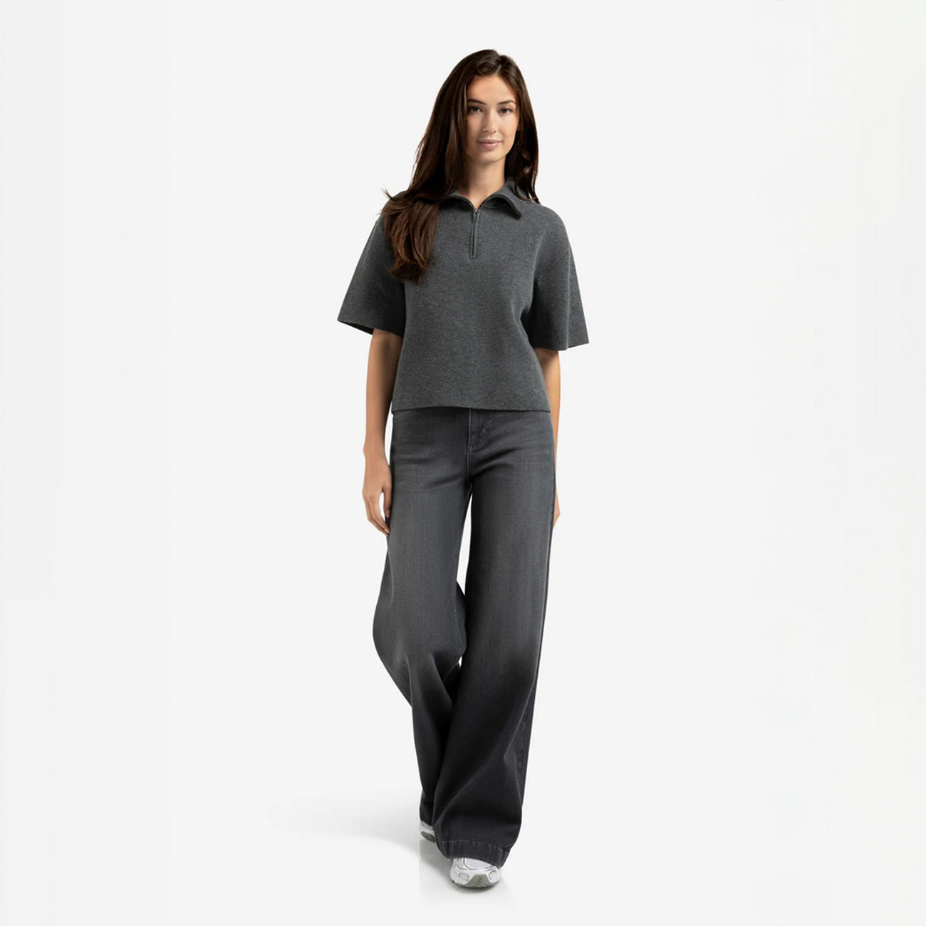 High-Waist Wide-Leg Jeans - Grey
