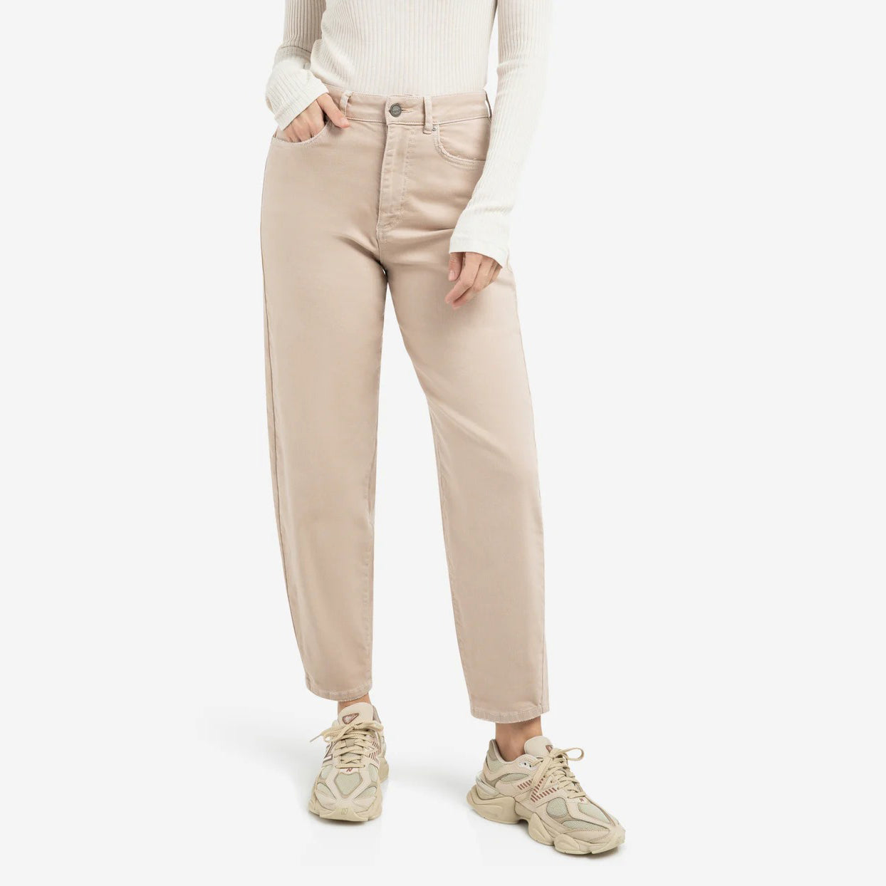 High-Waist Beige Jeans with Loose Fit