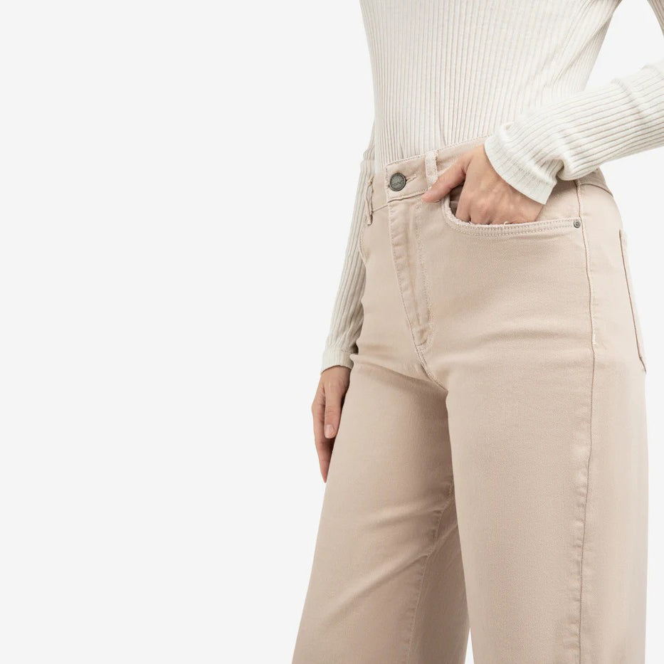 High-Waist Beige Jeans with Loose Fit