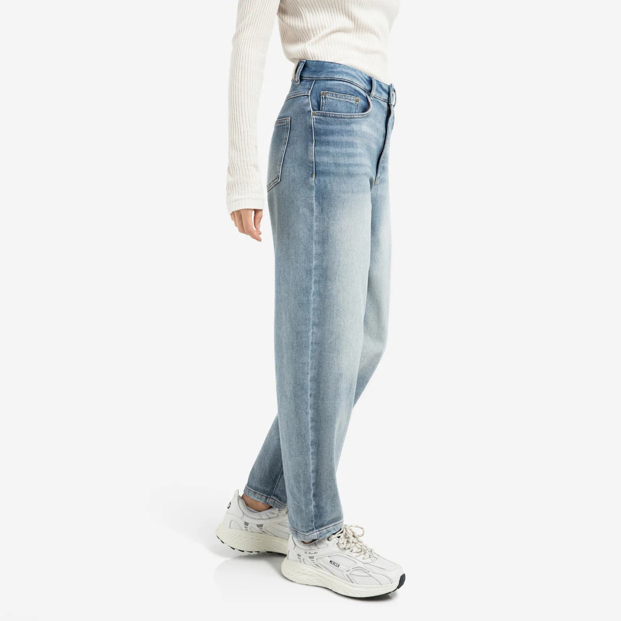 Loose Fit High Waist Denim