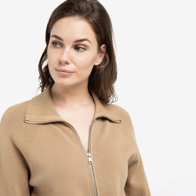 Knitted Cardigan with Zipper and Collar
