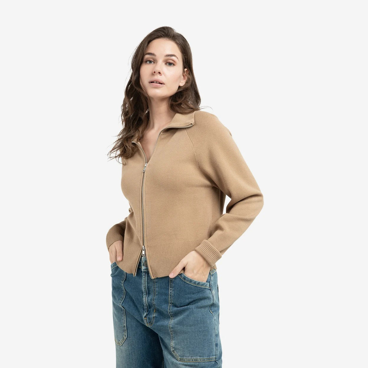 Knitted Cardigan with Zipper and Collar