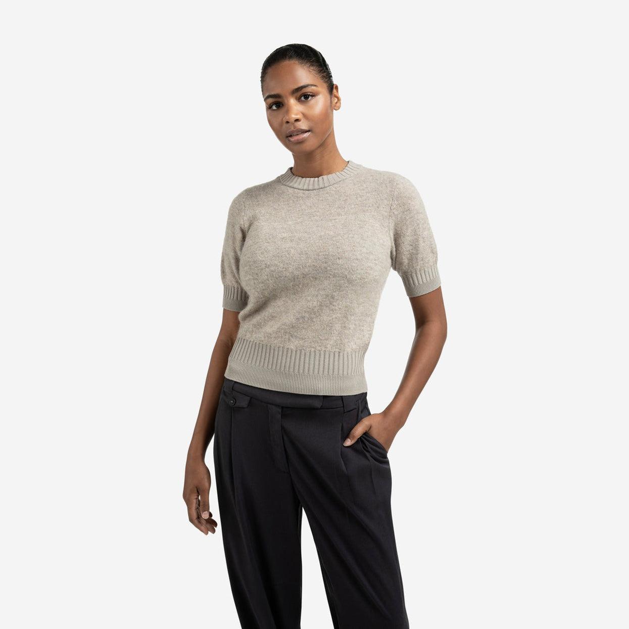 Knitted Short Sleeve Sweater with Double Rib Details - Brownish Grey