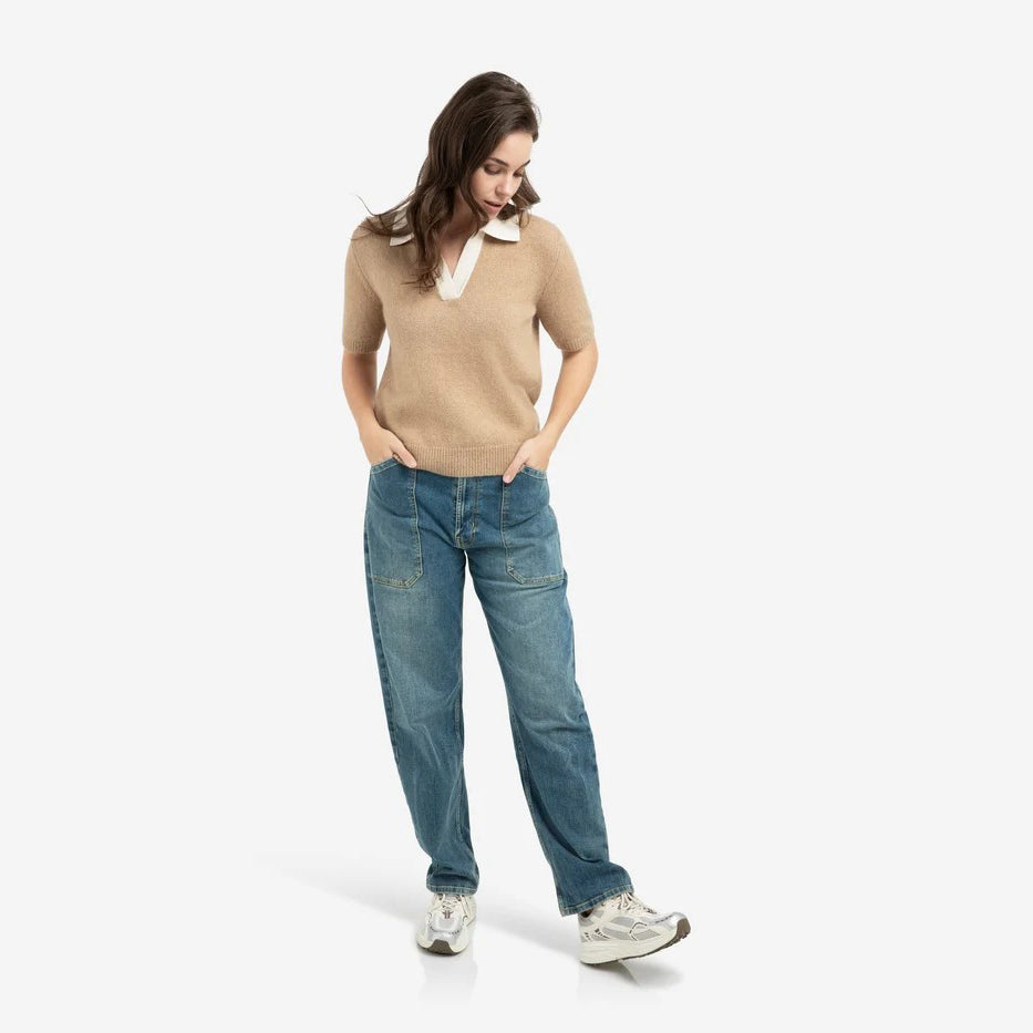 Knitted Short-Sleeve Sweater with Contrast Collar