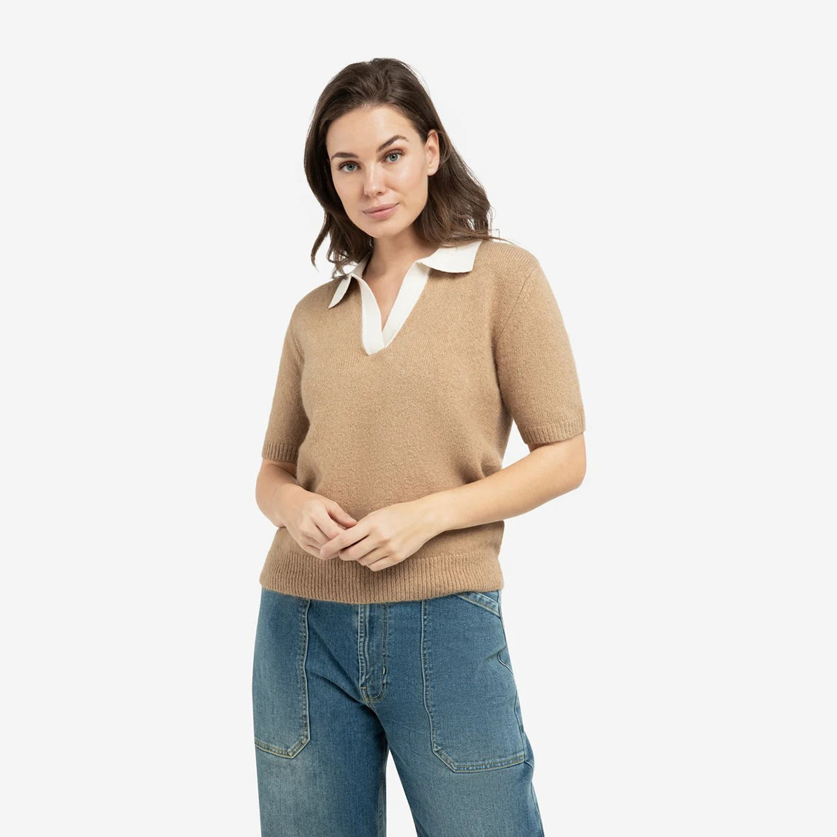 Knitted Short-Sleeve Sweater with Contrast Collar