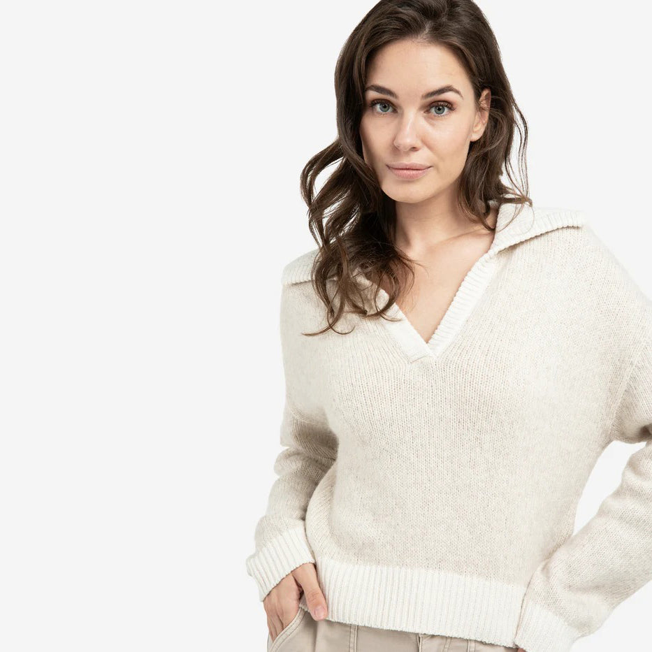 Knitted Sweater with Contrast Collar & Trims