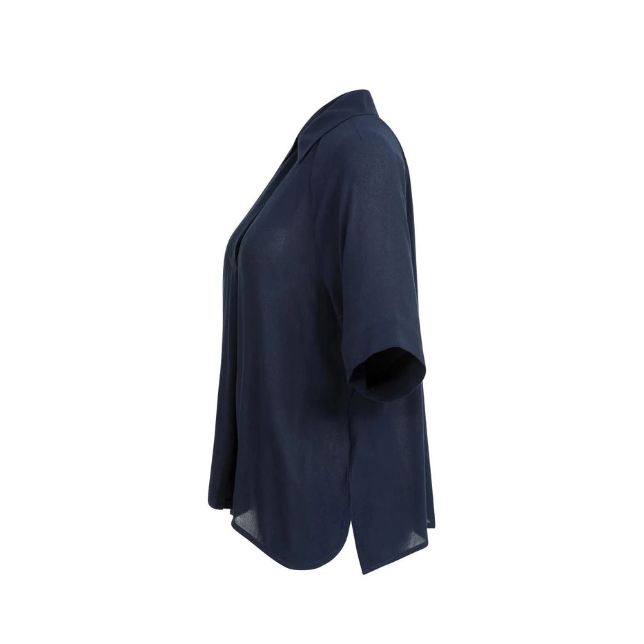 Top with Short Raglan Sleeves and Pearl Detail