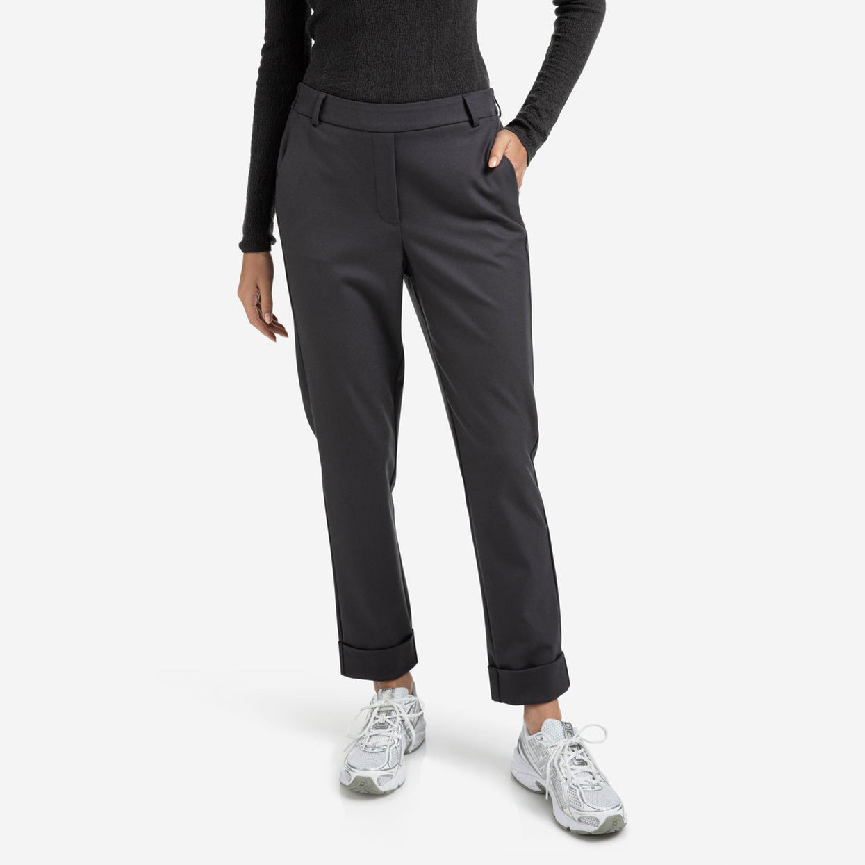Trousers with Turned-Up Hem - Oyster Black