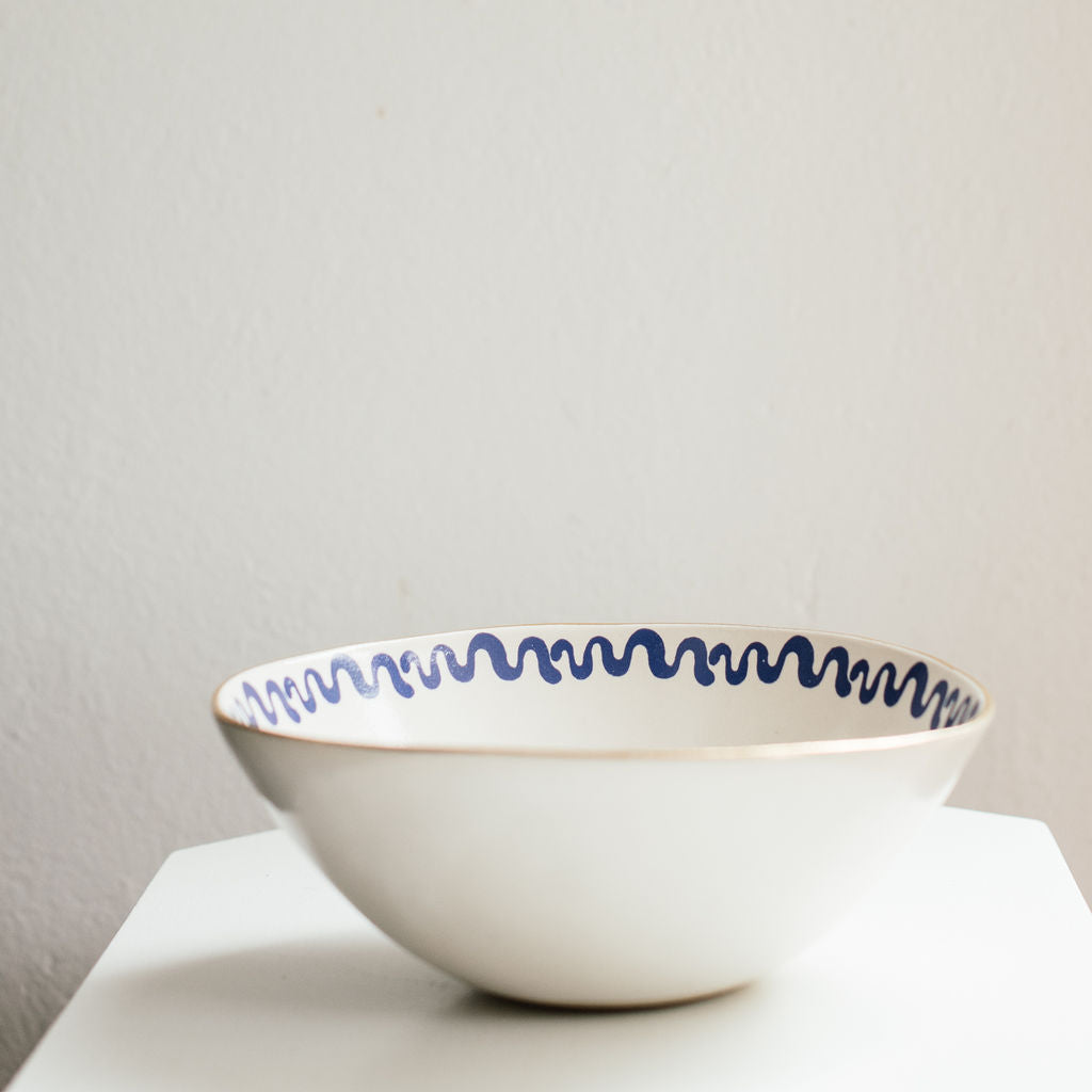 You Drive Me Caprese Bowl in Medium