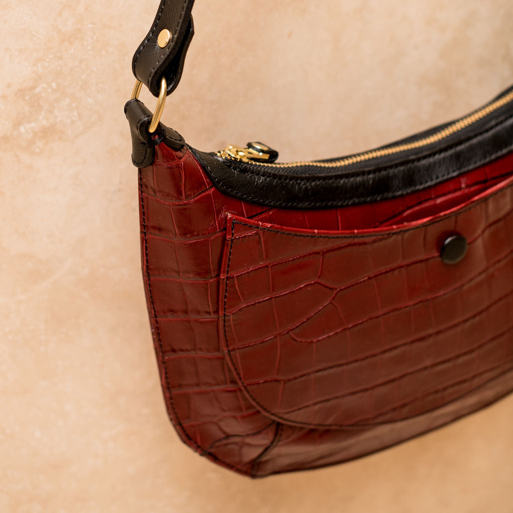 Izzie Bag - Cherry Bomb