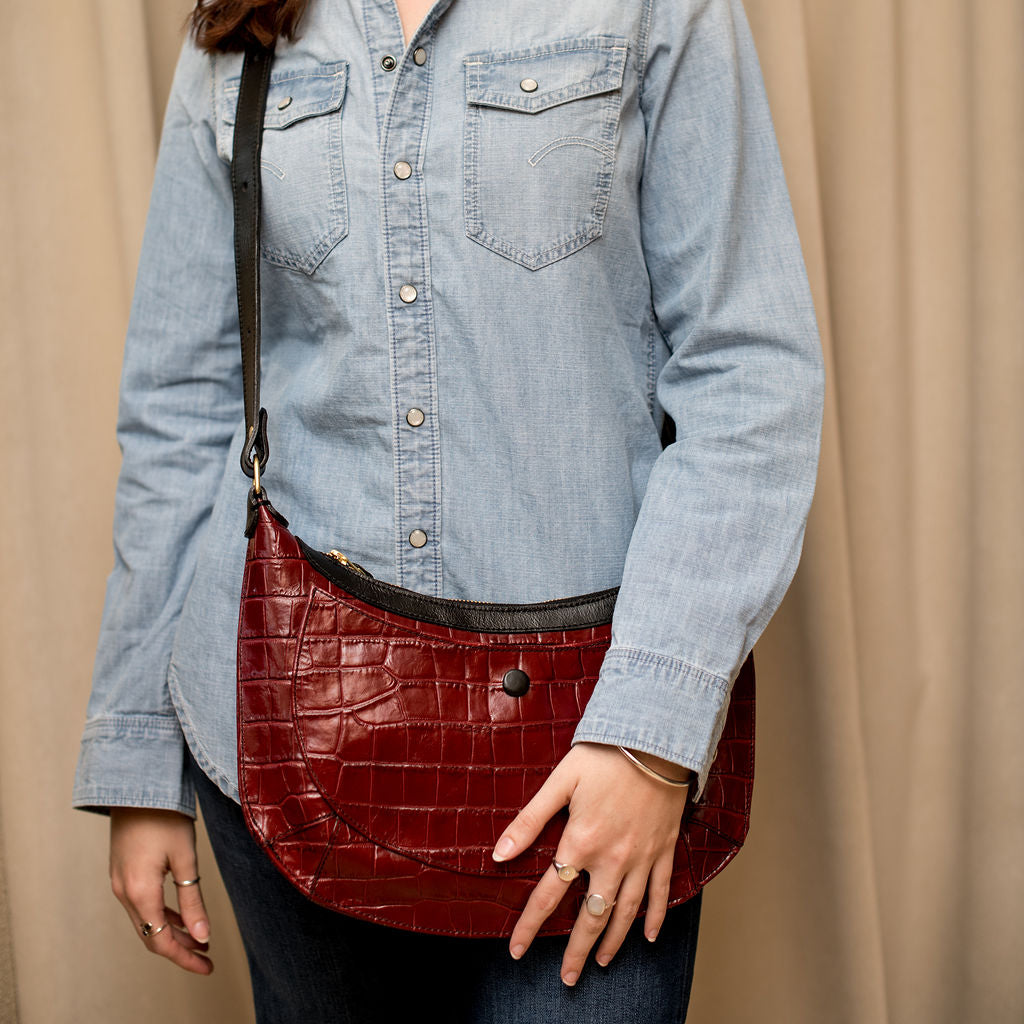Izzie Bag - Cherry Bomb