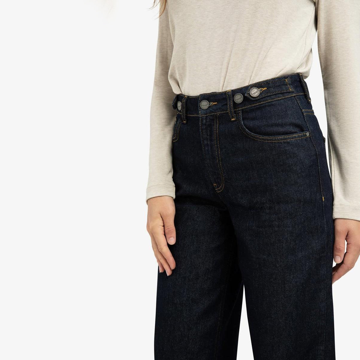 Dark Blue Roll-Up Jeans